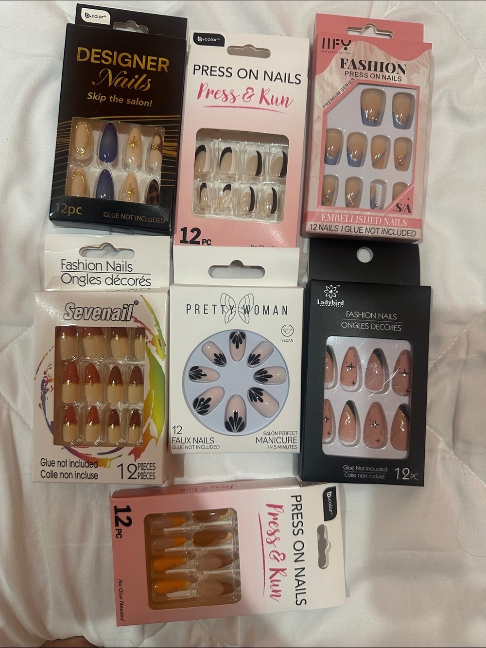 Set Assorted Nude & Pink Press-On Nails - Multi-Brand Pack